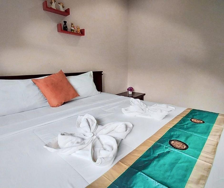 Baanloksouylokchay Otel Hua Hin Oda fotoğraf
